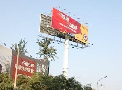 陆川户外广告怎么做才能让人一眼记住？